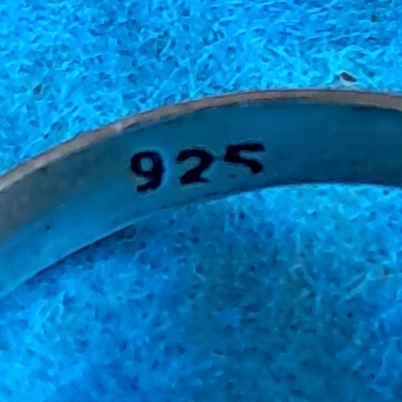 Gorgeous Sterling Banded Agate Ring, Size 7.75 - Picture 5 of 6